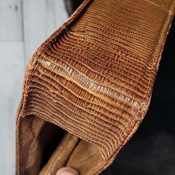 FLAWED! Vintage Palizzio 1950s-1960s Lizard Brown Gold Hardware Clutch Bag - Picture 11 of 12